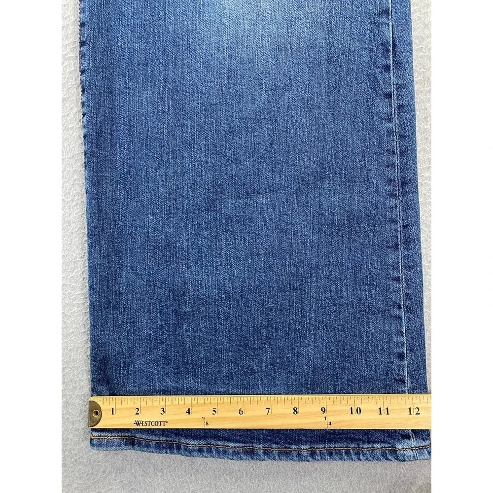 Levis please be